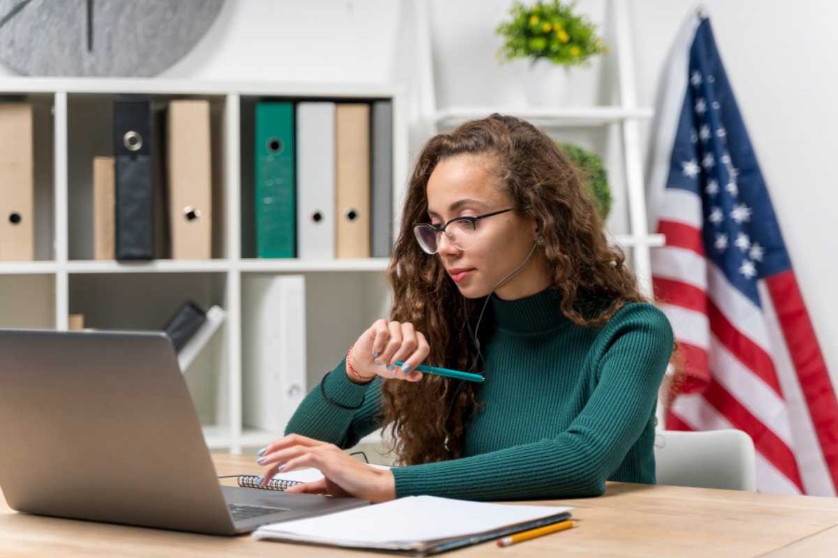 Aprender inglês online: como escolher o curso certo para acelerar seus resultados