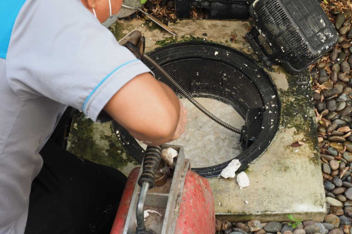 Empresa de Desentupimento e Desentupidora de Caixa de Gordura: A Importância de um Serviço Especializado na Rotina Urbana