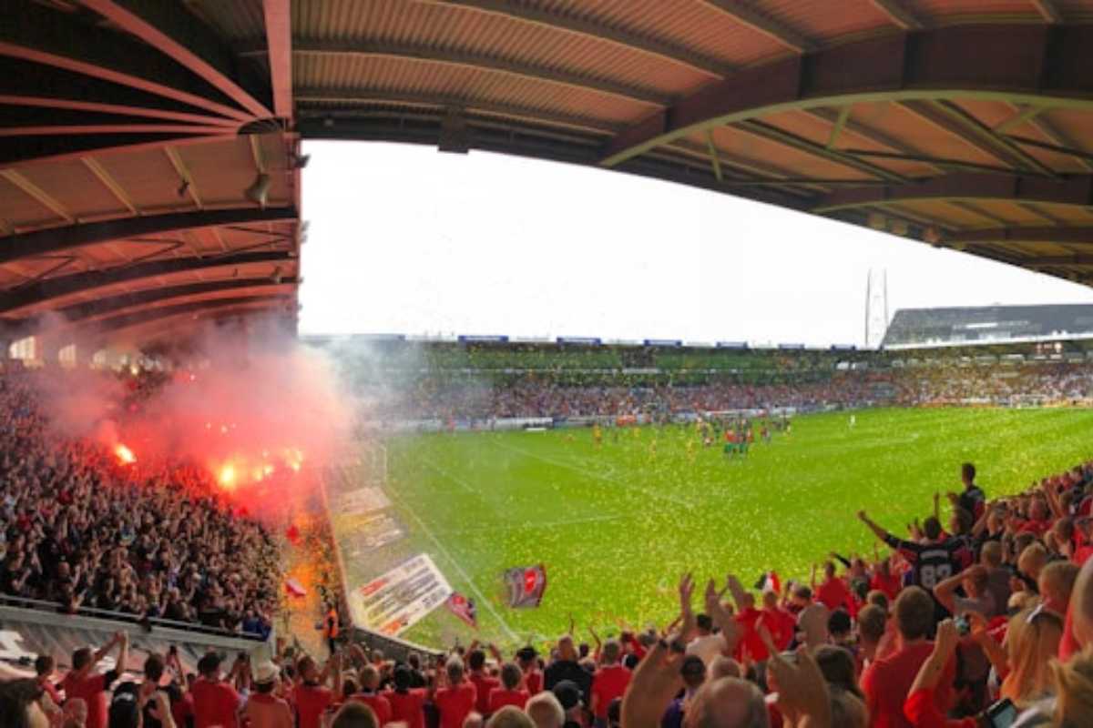 Relembre a conquista do Nottingham Forest na Champions League de 1979 e 1980