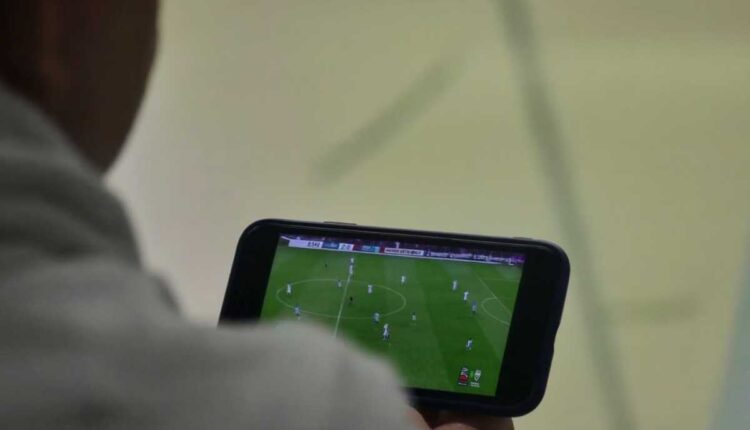 Integração de Transmissão Ao Vivo em Aplicativos de Apostas Móveis