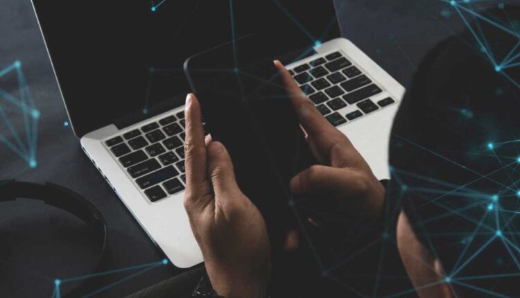 Nômade digital: a rotina de profissionais que vivem entre aeroportos, hotéis e compromissos