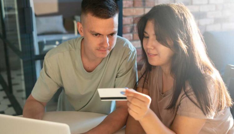 Crédito com bem em garantia ganha espaço entre consumidores que buscam melhores condições de pagamento